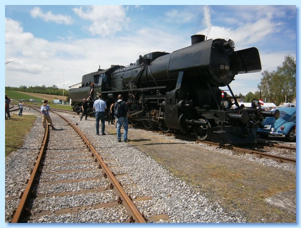 EB09.JPG