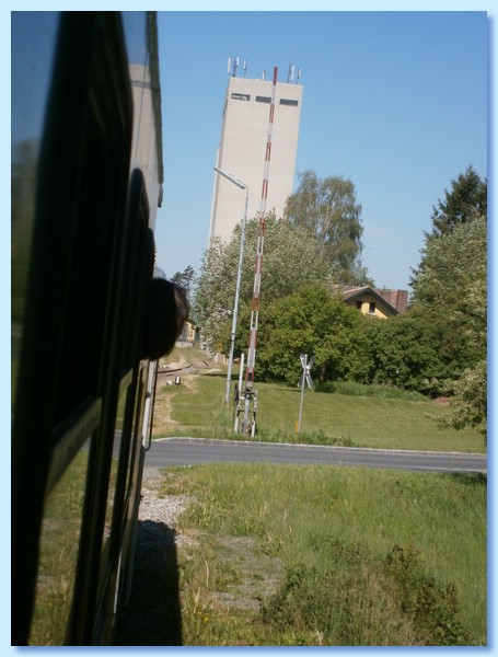 RE06.JPG